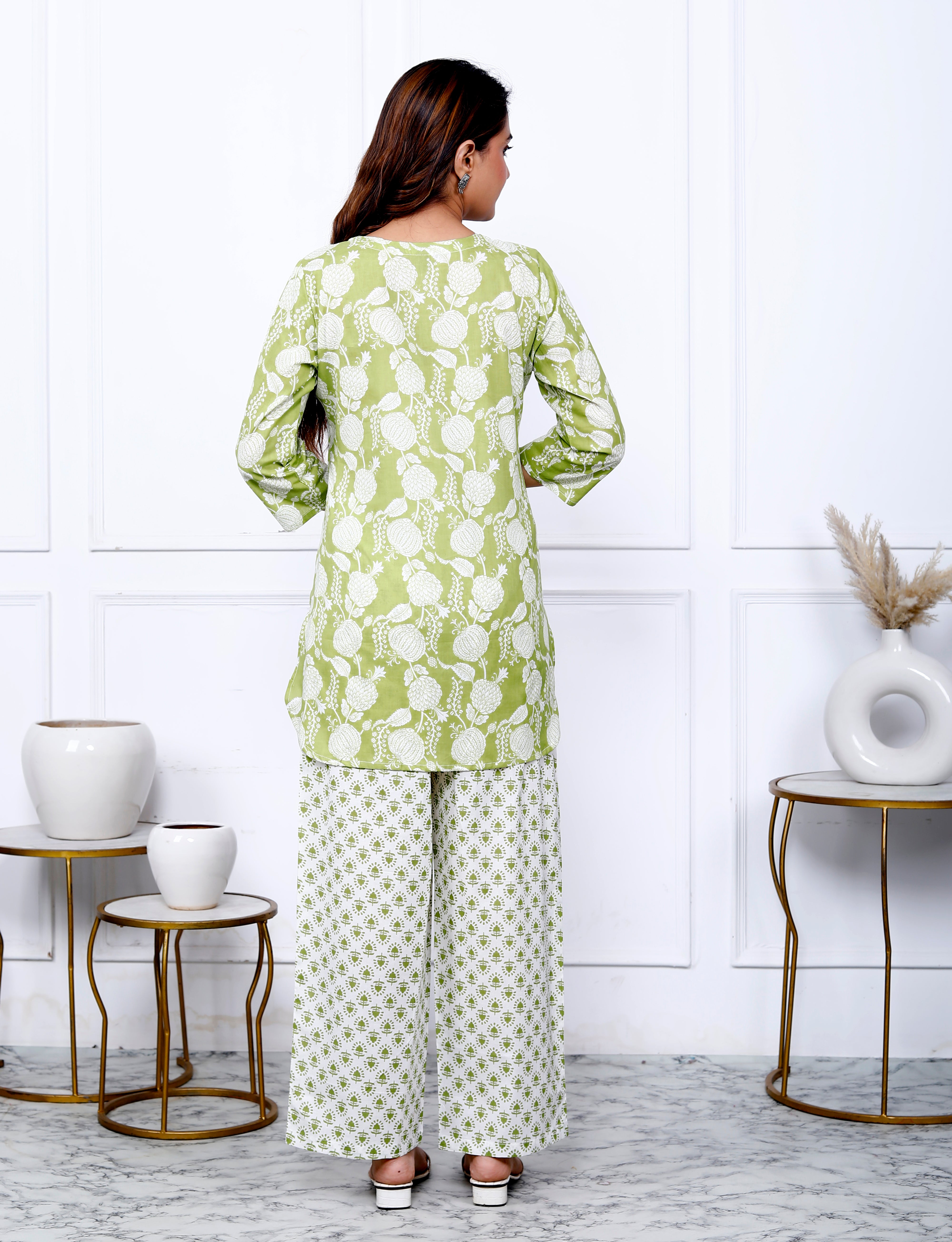 Sage Green Cotton Botanical Printed Kurta With Pant