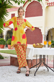 Yellow Floral & Diamond Motifs Muslin Ethnic Kurta Set