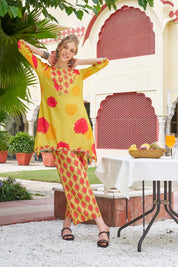 Yellow Floral & Diamond Motifs Muslin Ethnic Kurta Set