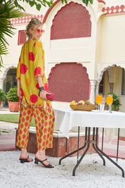 Yellow Floral & Diamond Motifs Muslin Ethnic Kurta Set