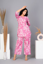 Pink Floral Printed Cotton Kurta With Pant