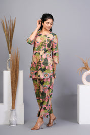 Multi Color Floral  Printed Cotton Kurta With Pant