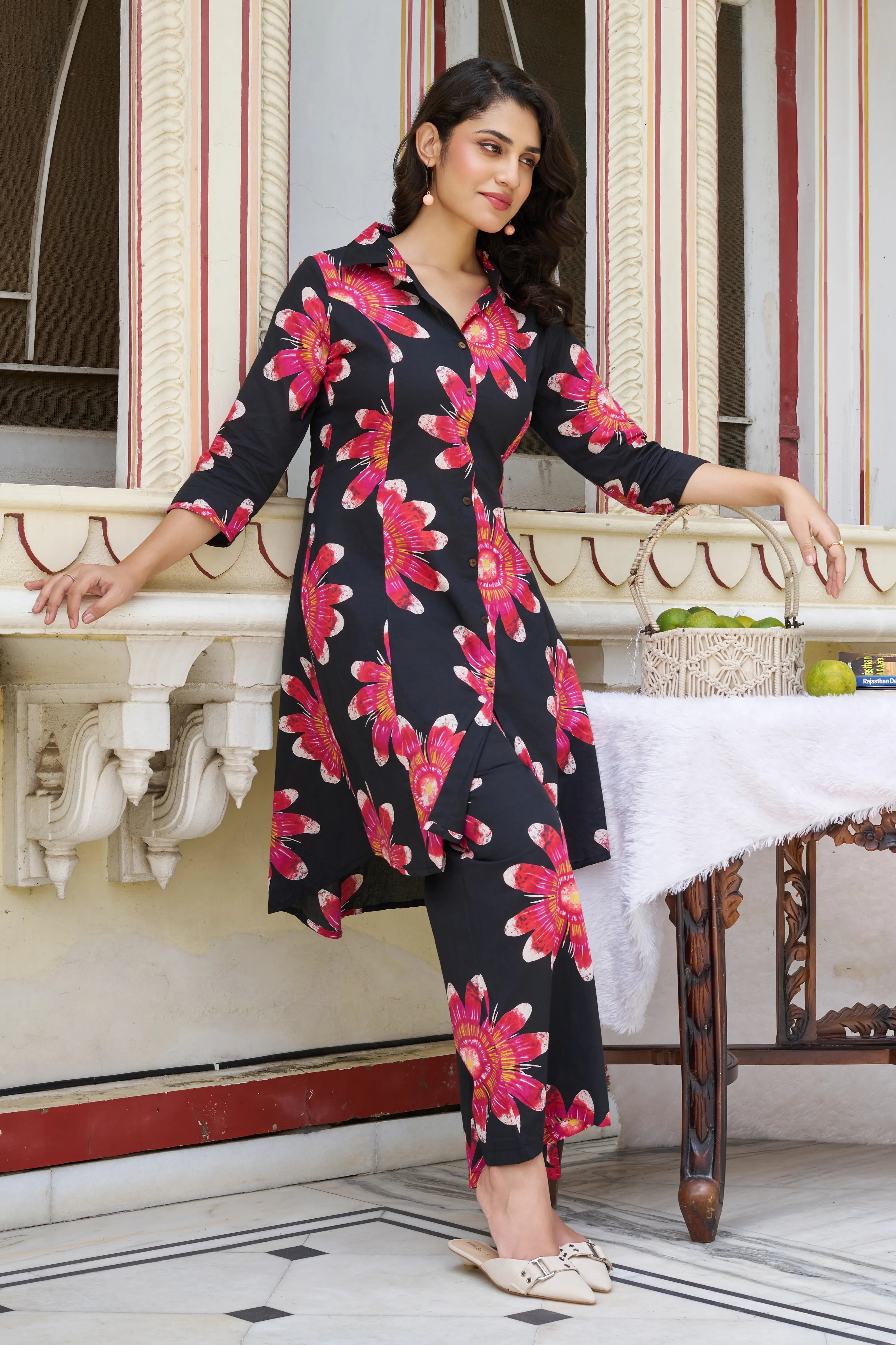 Black Base Red Floral Motifs Cotton 3/4th Sleeve Kurta Set