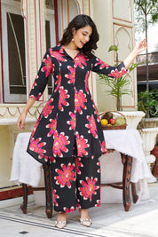 Black Base Red Floral Motifs Cotton 3/4th Sleeve Kurta Set