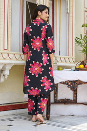 Black Base Red Floral Motifs Cotton 3/4th Sleeve Kurta Set