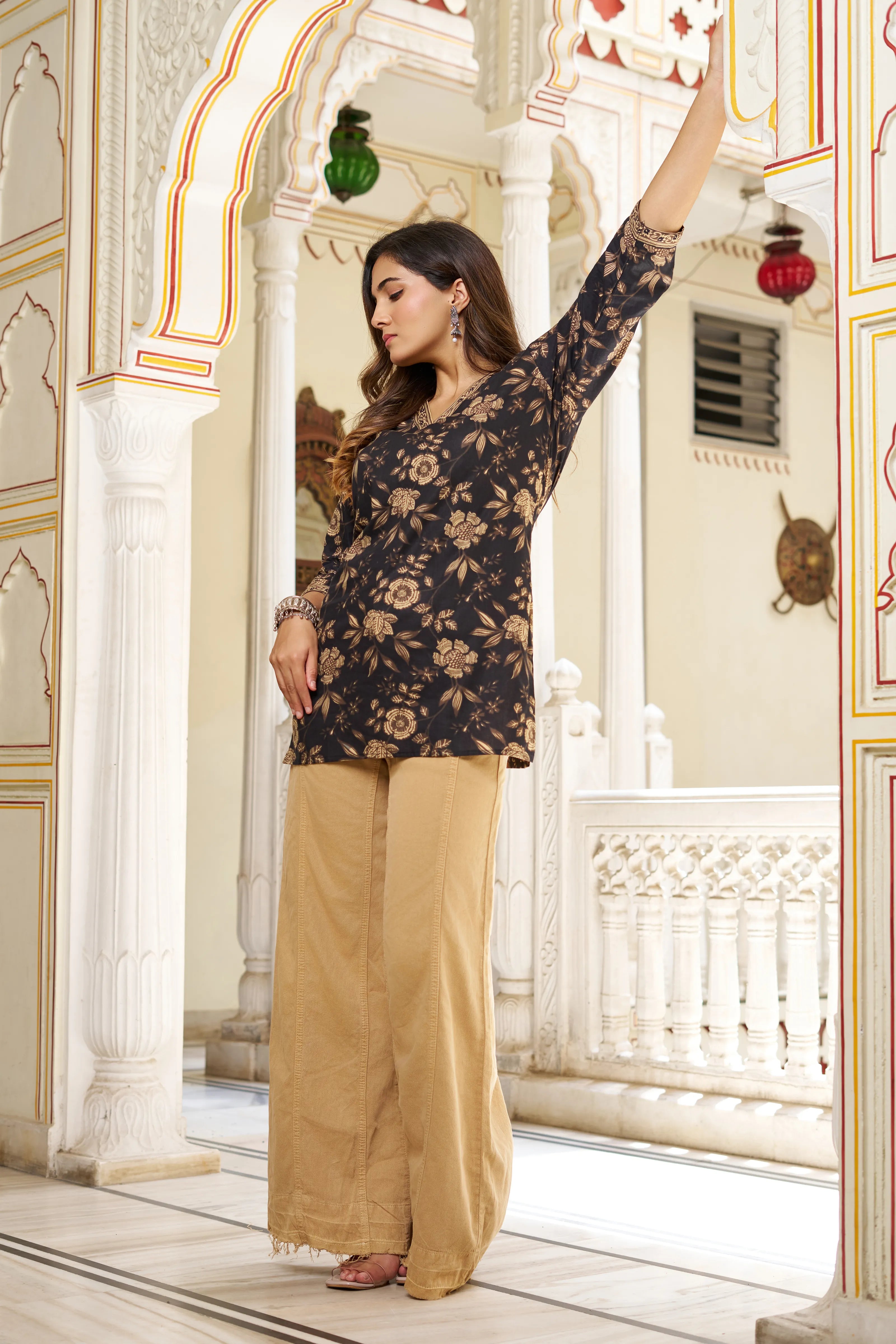 Black Floral Printed Short Kurti in Cotton