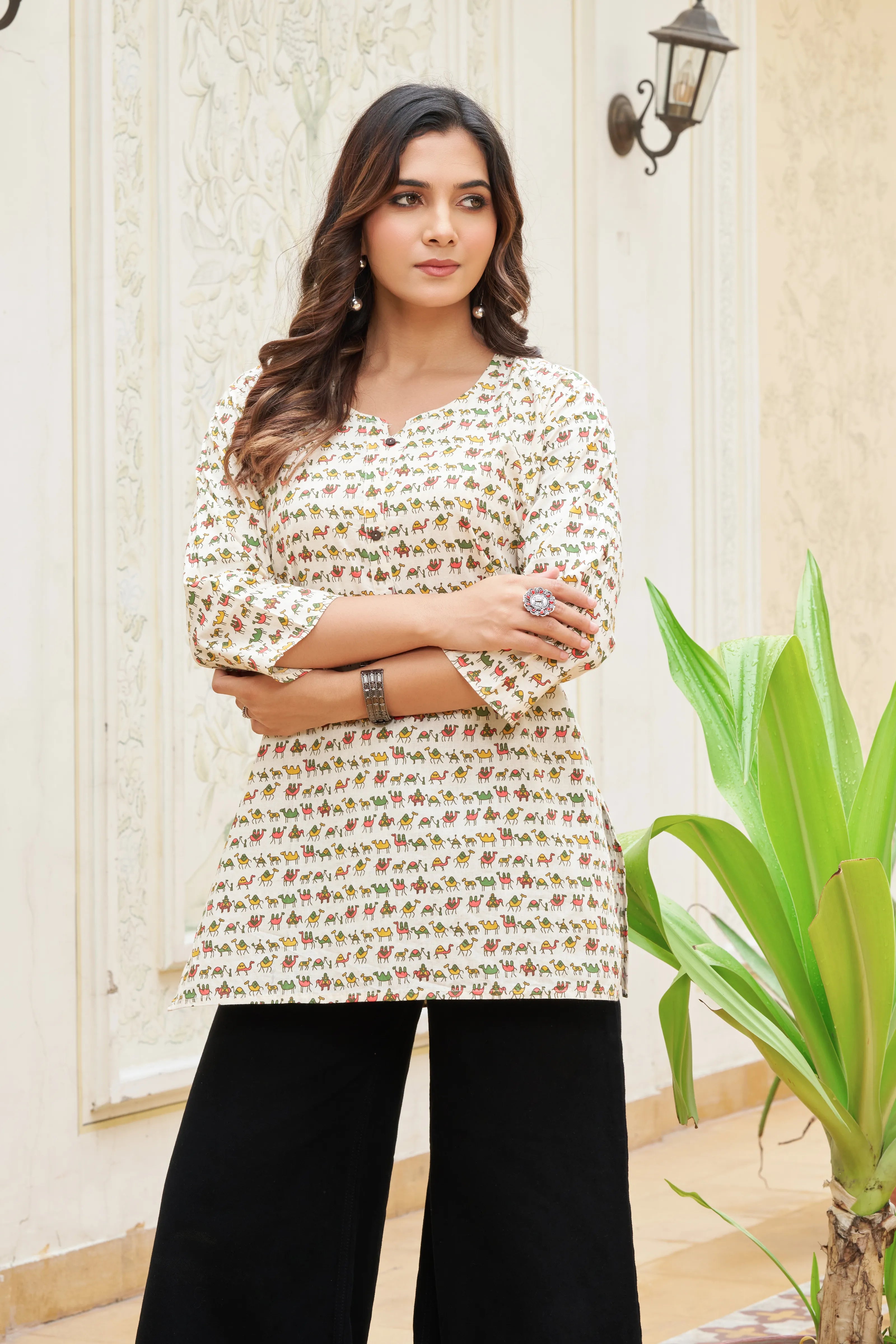Cream Warli Camel Motif Cotton Short Kurti