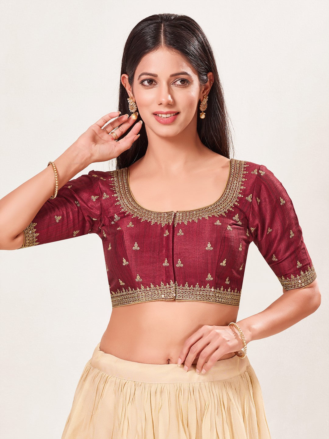 Round Neck Machine Embroidery Wedding Wear Blouse