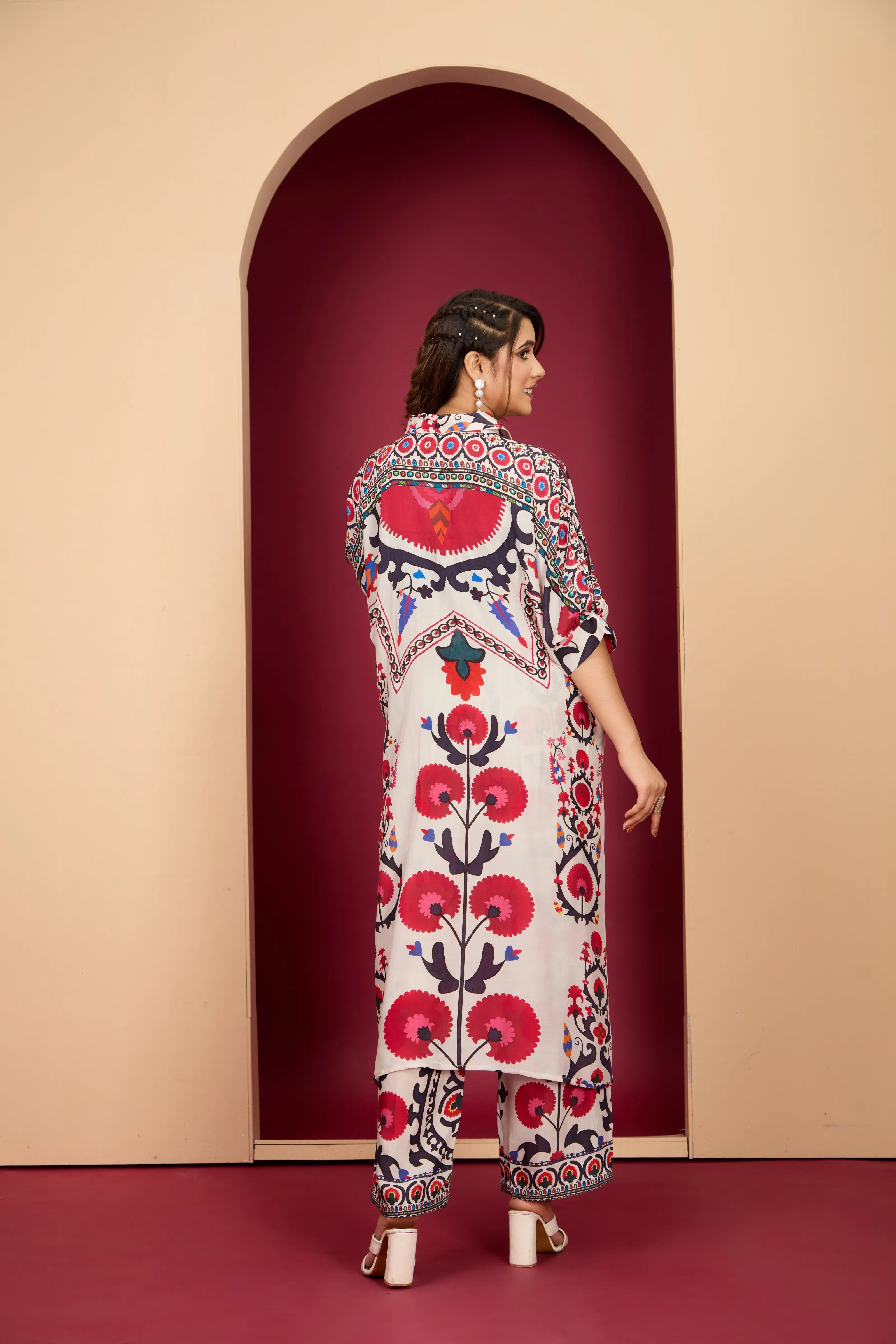 Bold Multicolor Muslin Kaftan Kurta & Printed Straight Pant Co-ord Set