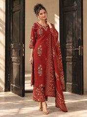 Red Embroidered Neck Floral Buta Kurta Set with Printed Dupatta in Cotton