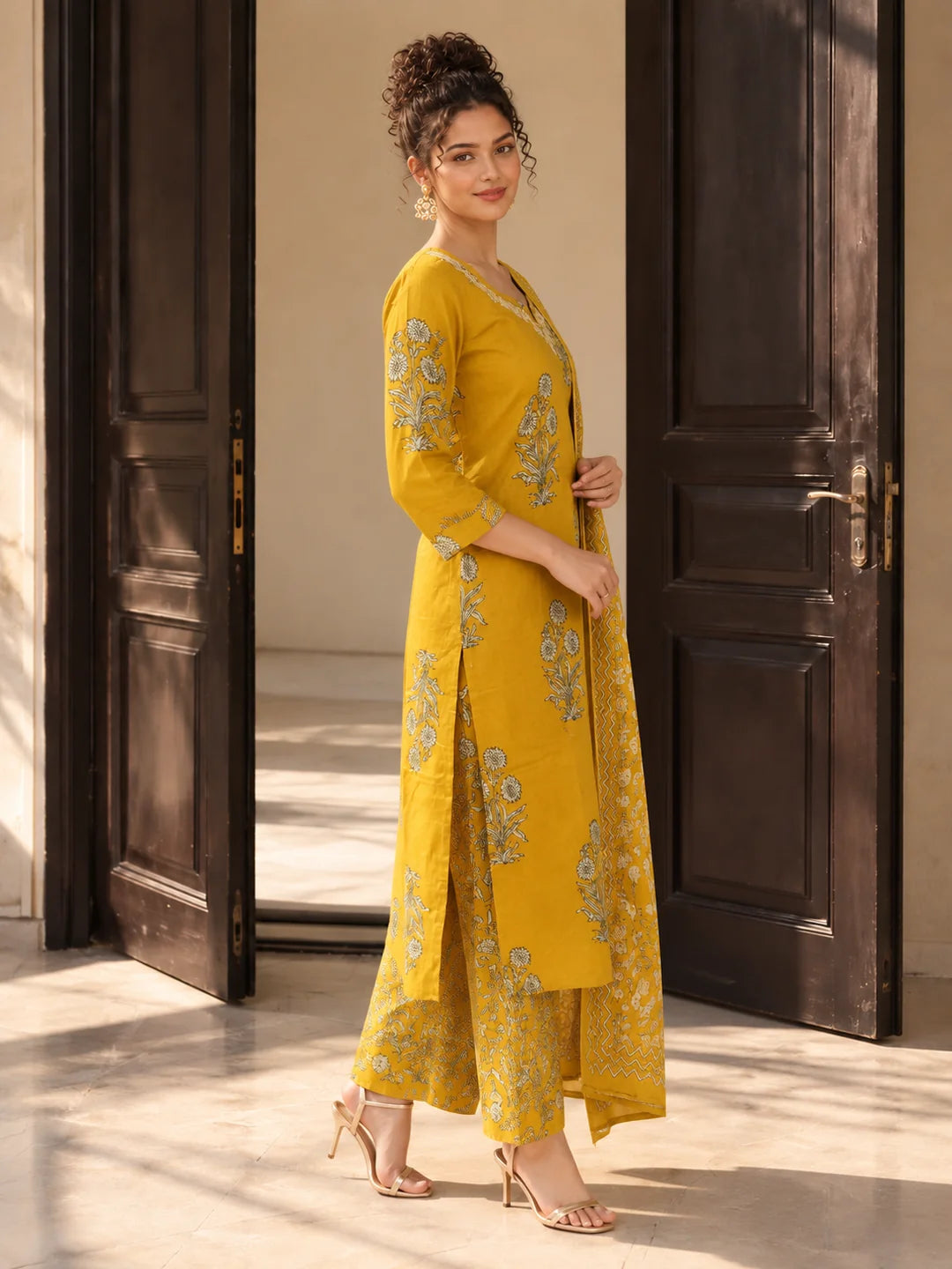 Yellow Embroidered Neck Floral Buta Kurta Set with Printed Dupatta in Cotton