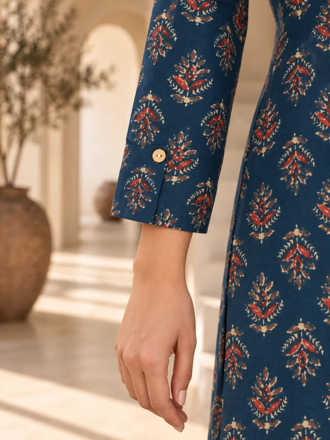 Navy Blue Mandarin Collar Button-Tab Floral Buta Short Kurti in Cotton
