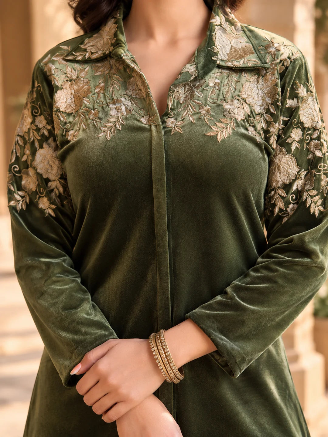Zari Embroidered Velvet Co-ord Set in Fern Green
