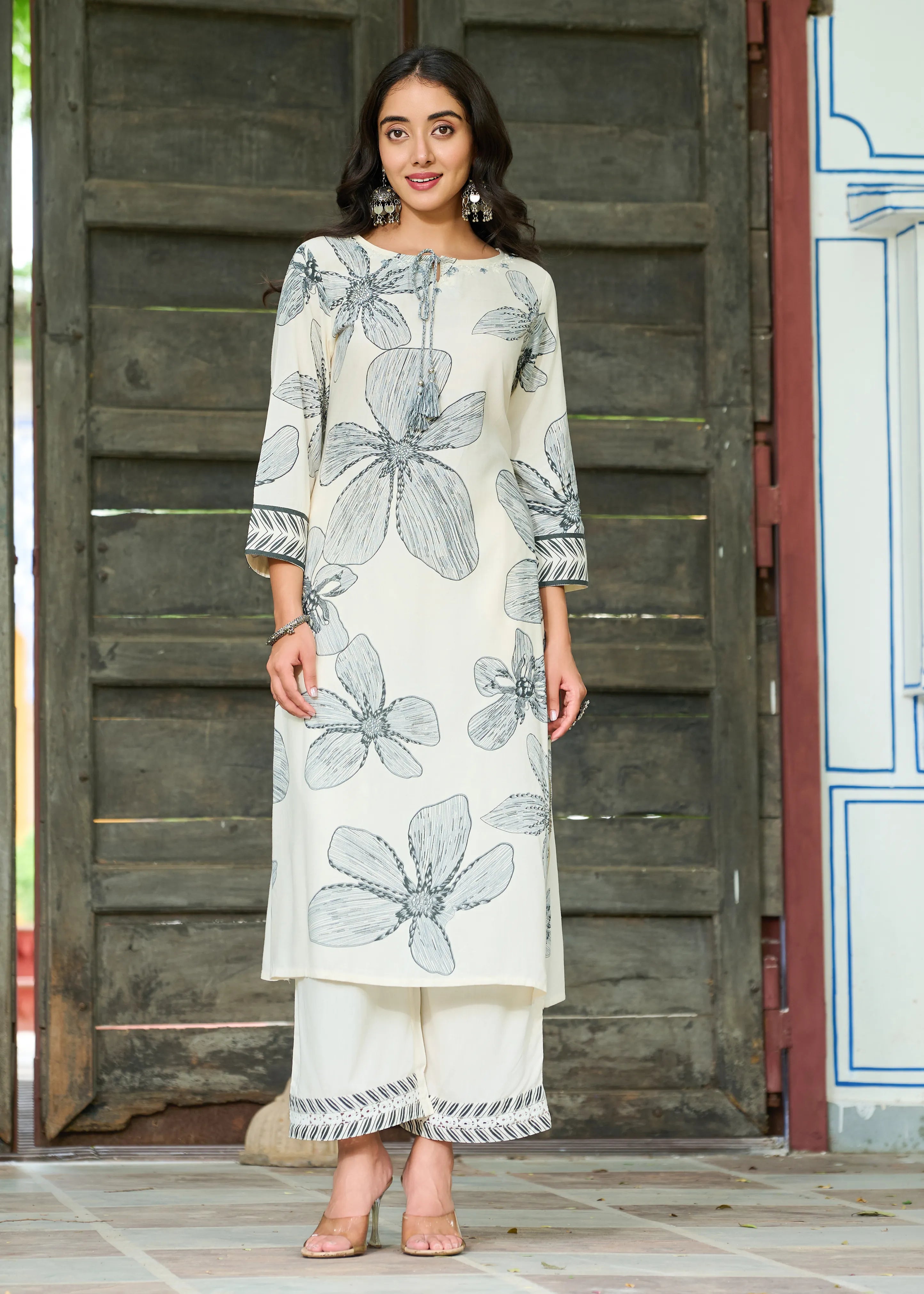 Monochrome Leaf Motif Embroidered Rayon Kurta Set