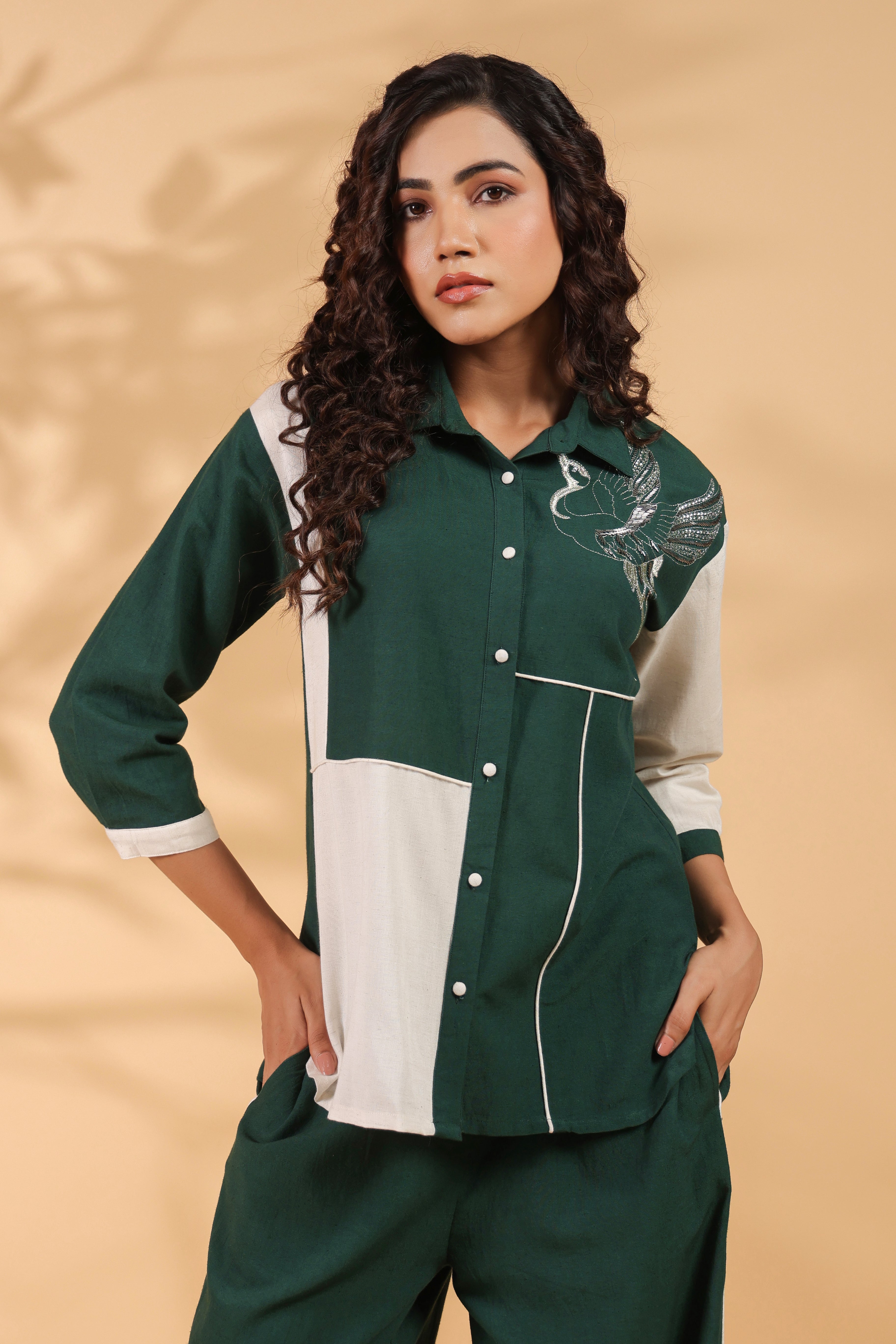 Green And White Motif Sequence Rayon Flex Co-ord Set