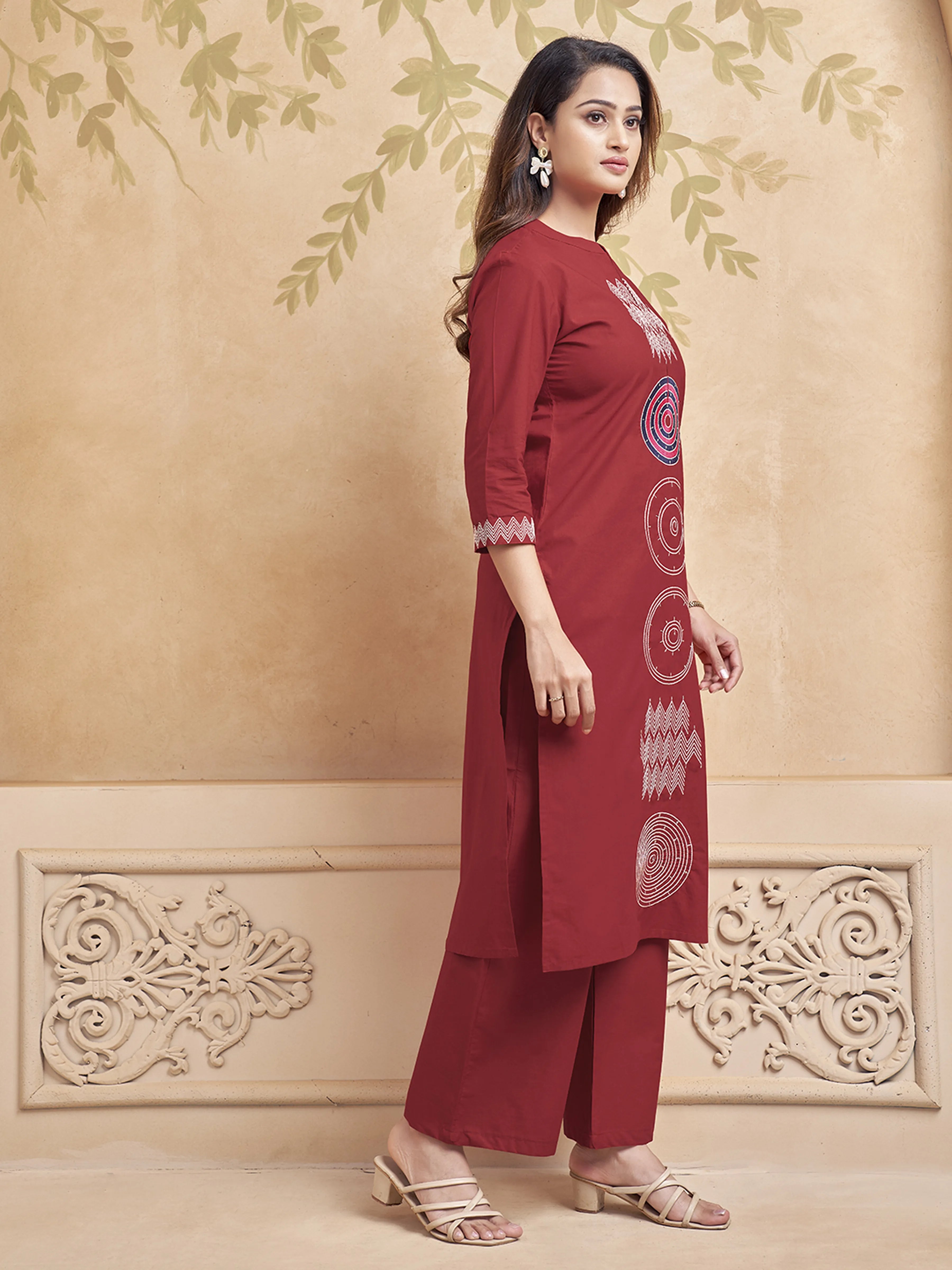 Red Embroidered Kurta Set in Cotton