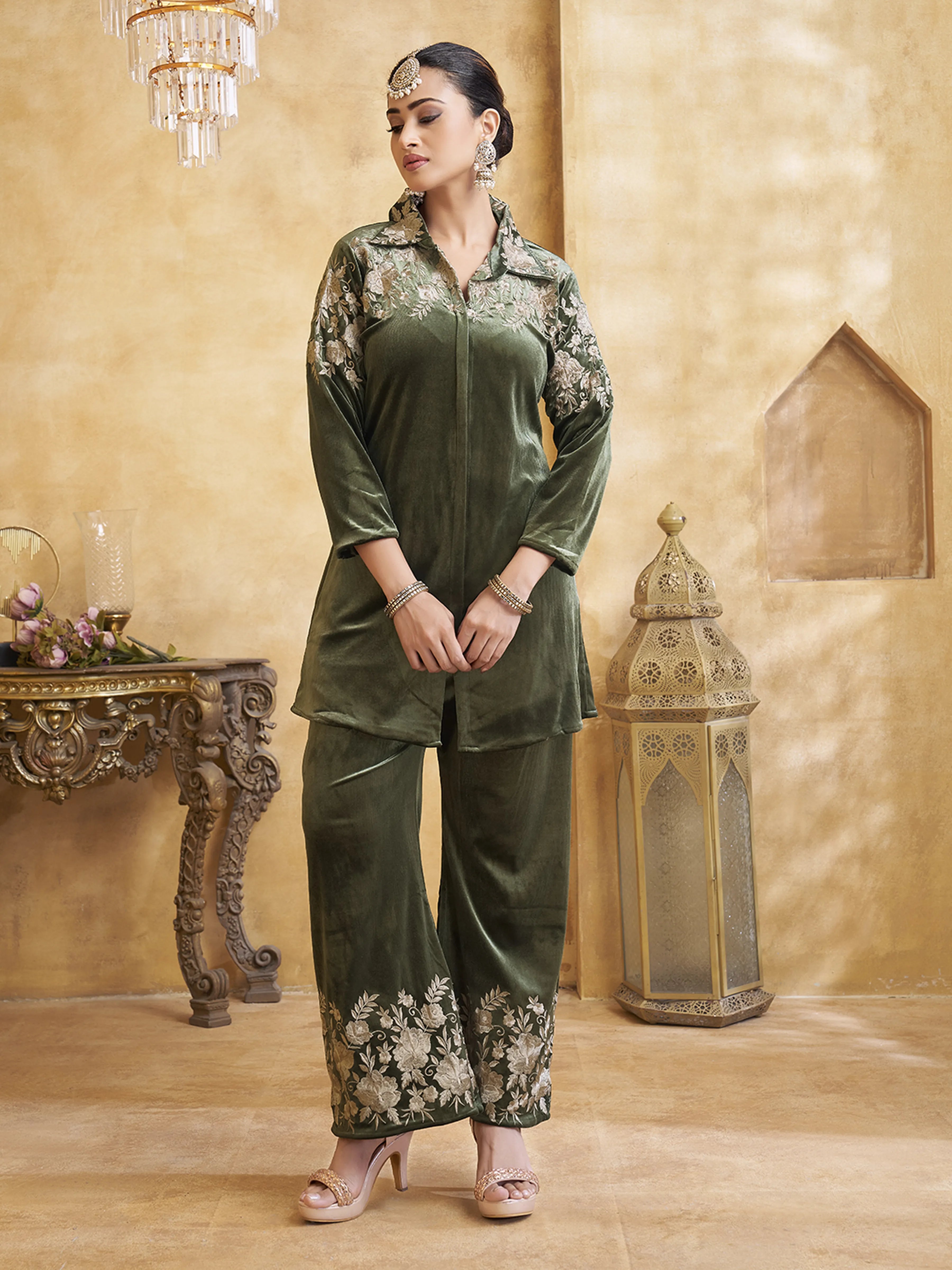 Zari Embroidered Velvet Co-ord Set in Fern Green