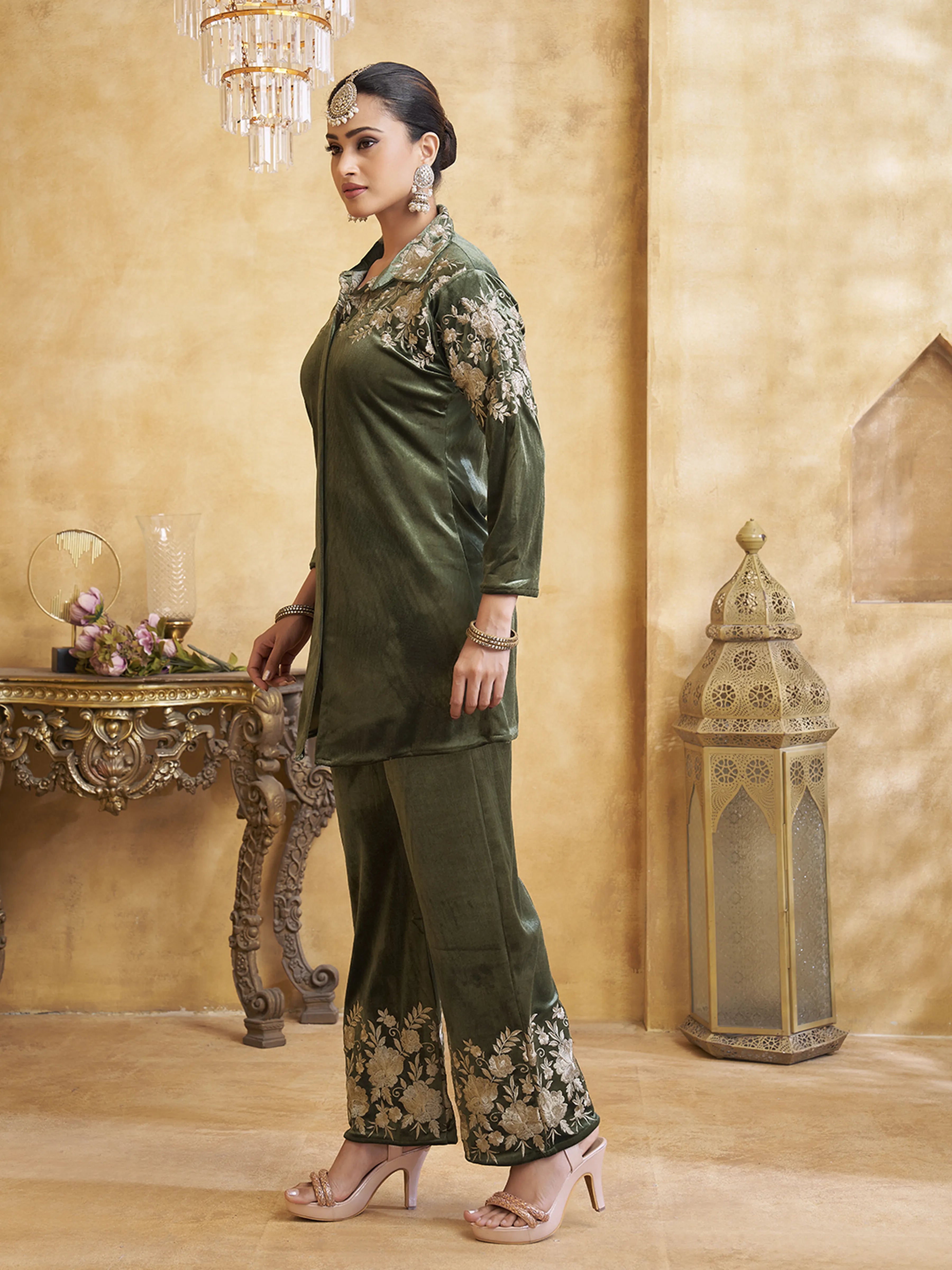 Zari Embroidered Velvet Co-ord Set in Fern Green