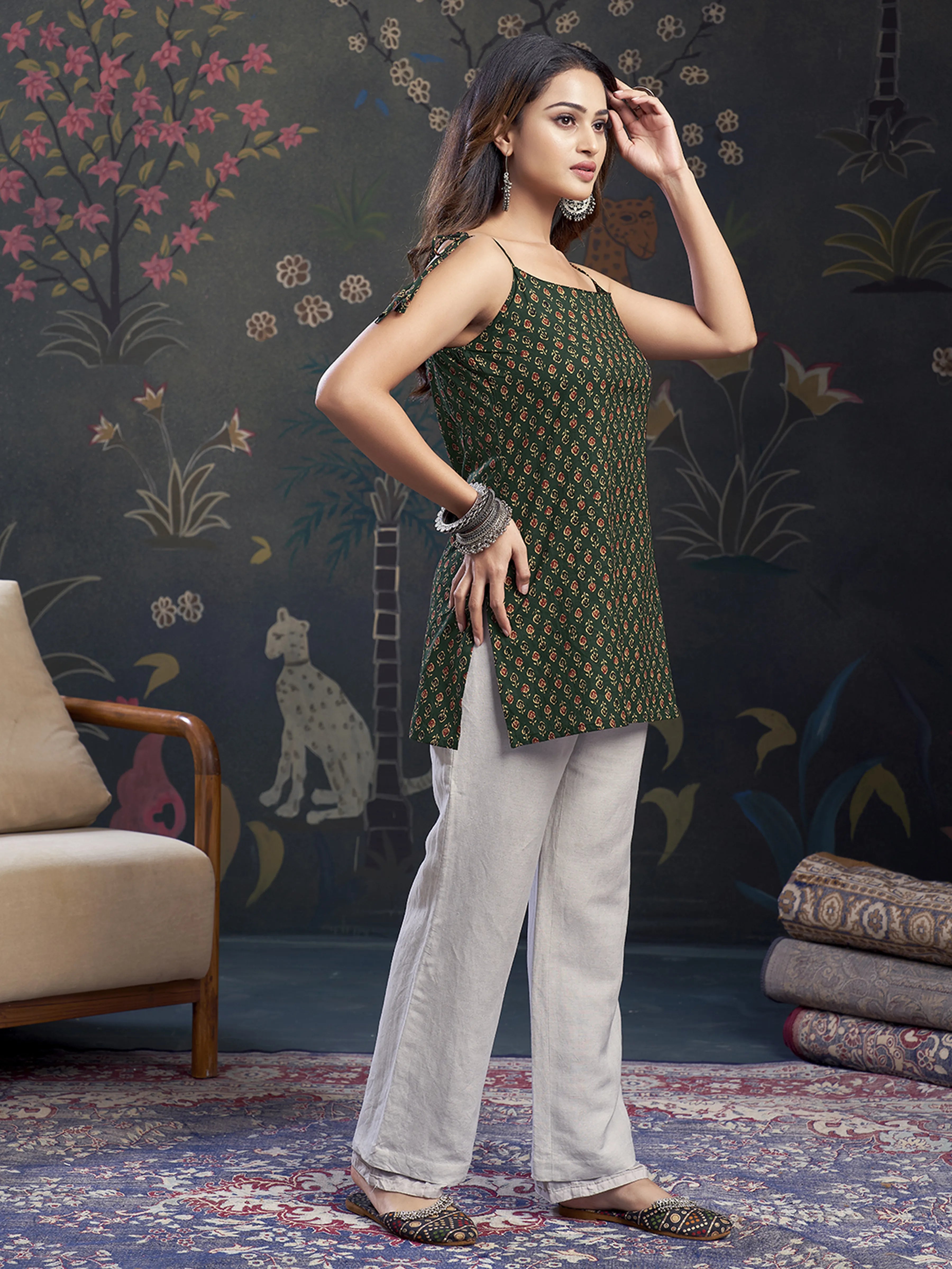 Dark Green Tie-Knot Shoulder Booti Print Cotton Short Kurti