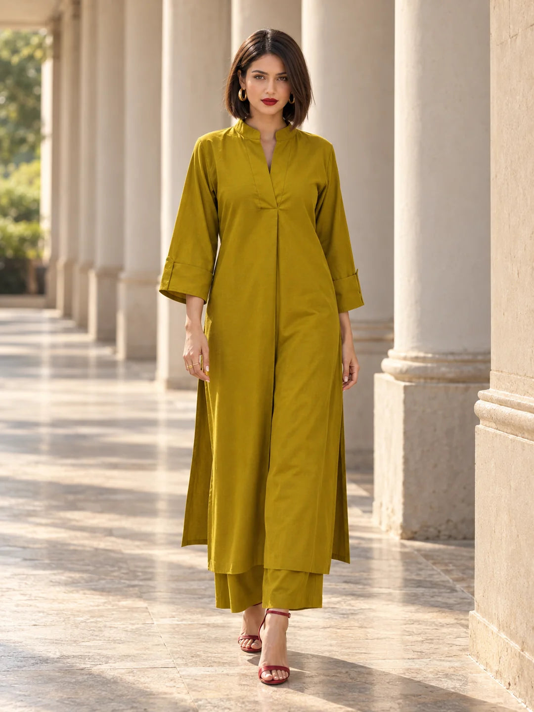 Mehendi Green Deep V Mandarin Collar Kurta Set in Sheeting Cotton