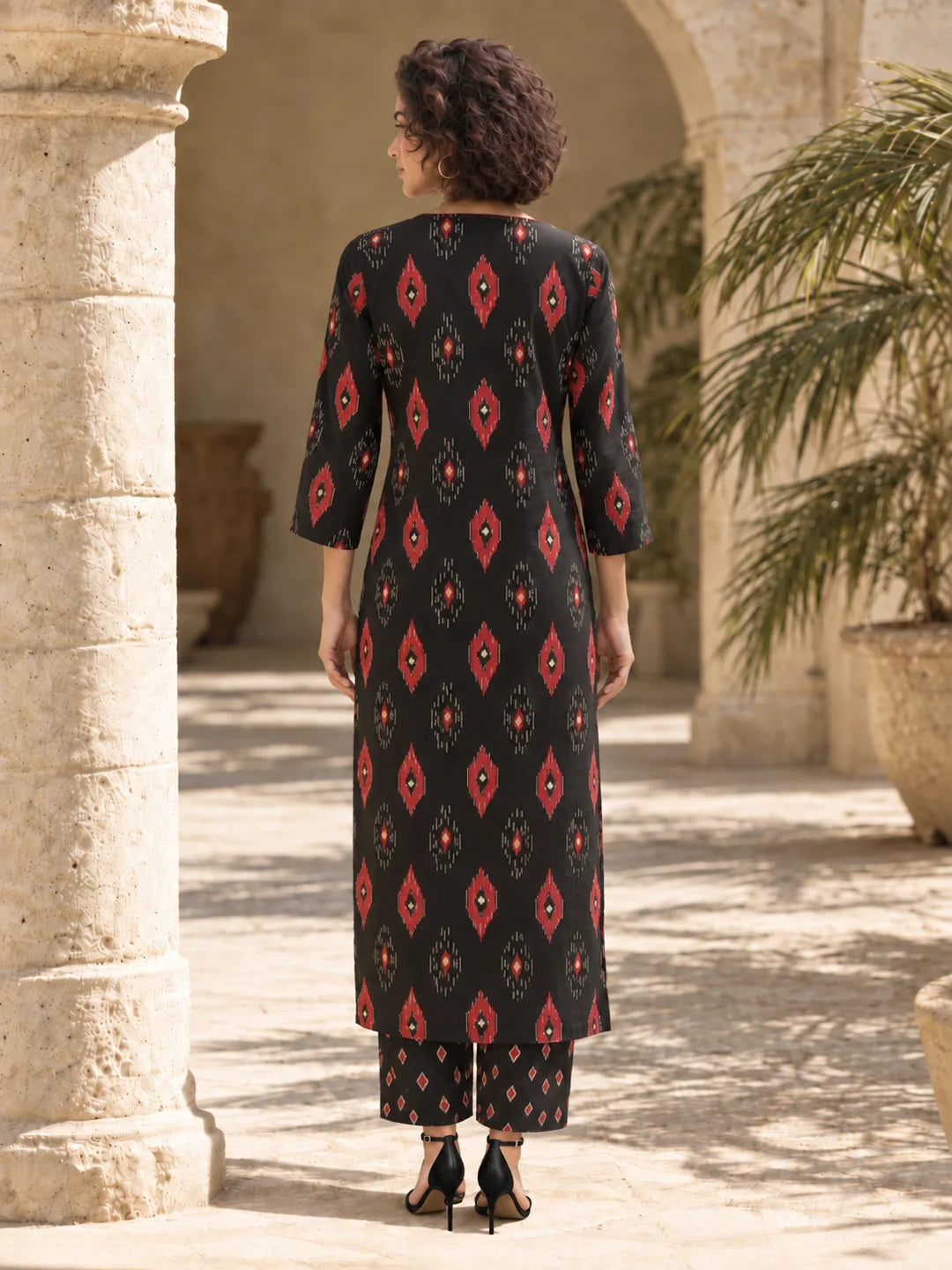 Black and Maroon Ikat Print Kurta Set in Cotton