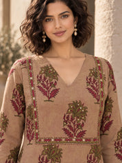 Pink Floral Buta Print Kurta Set in Cotton