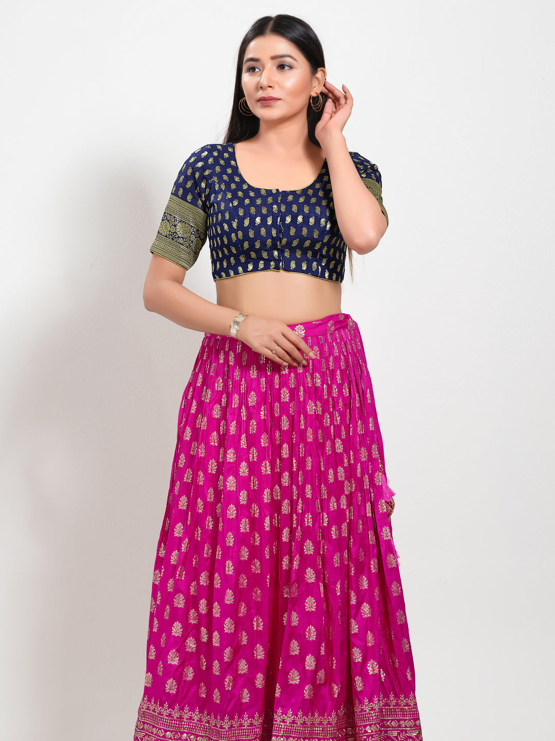 Brocade Sleeves Border Blouse