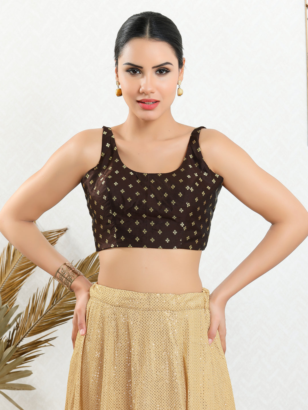 Signature Round Neck Butti Sleeveless Blouse