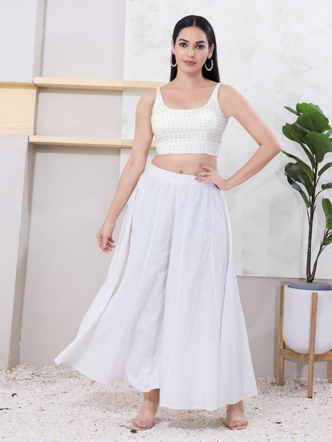 Shifli Round Neck Sleeveless Blouse