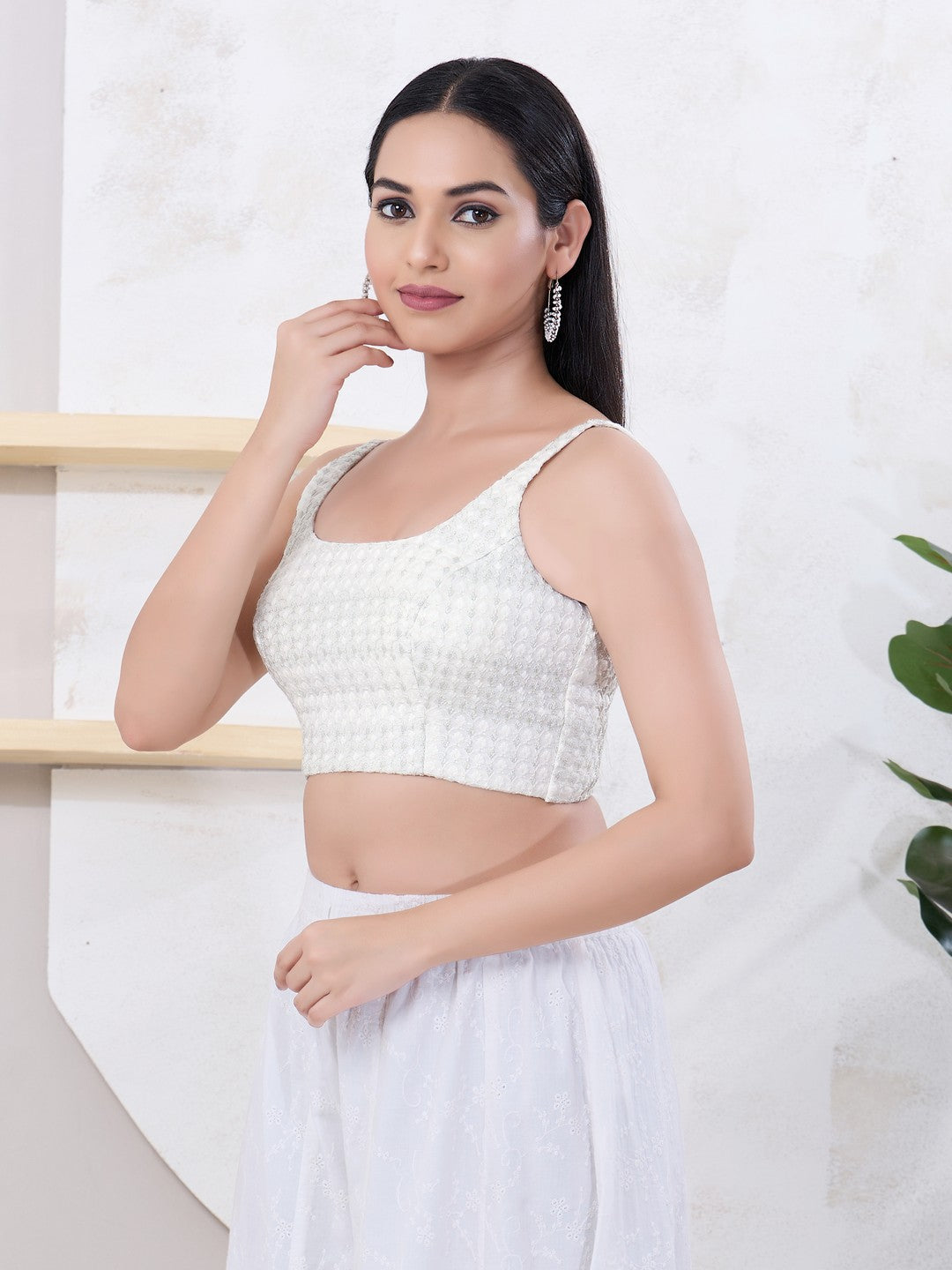 Shifli Round Neck Sleeveless Blouse