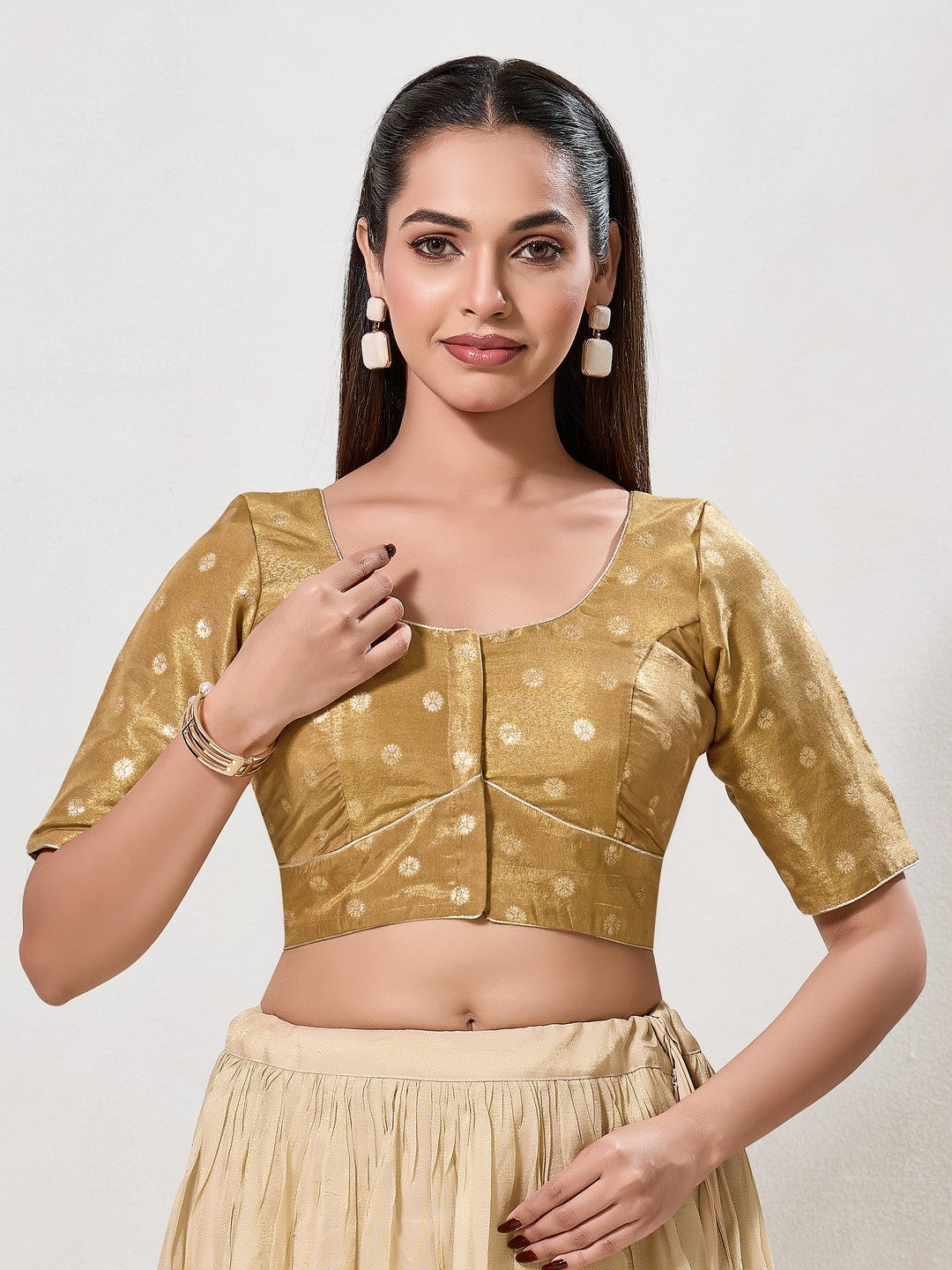Tissue Vbutti Yoke Front Open Blouse