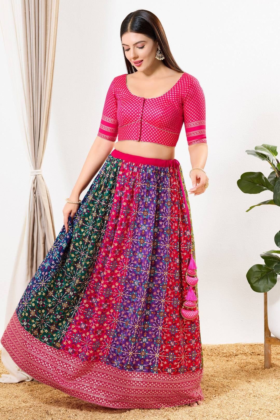 Border Sleeves Brocade Butti Blouse