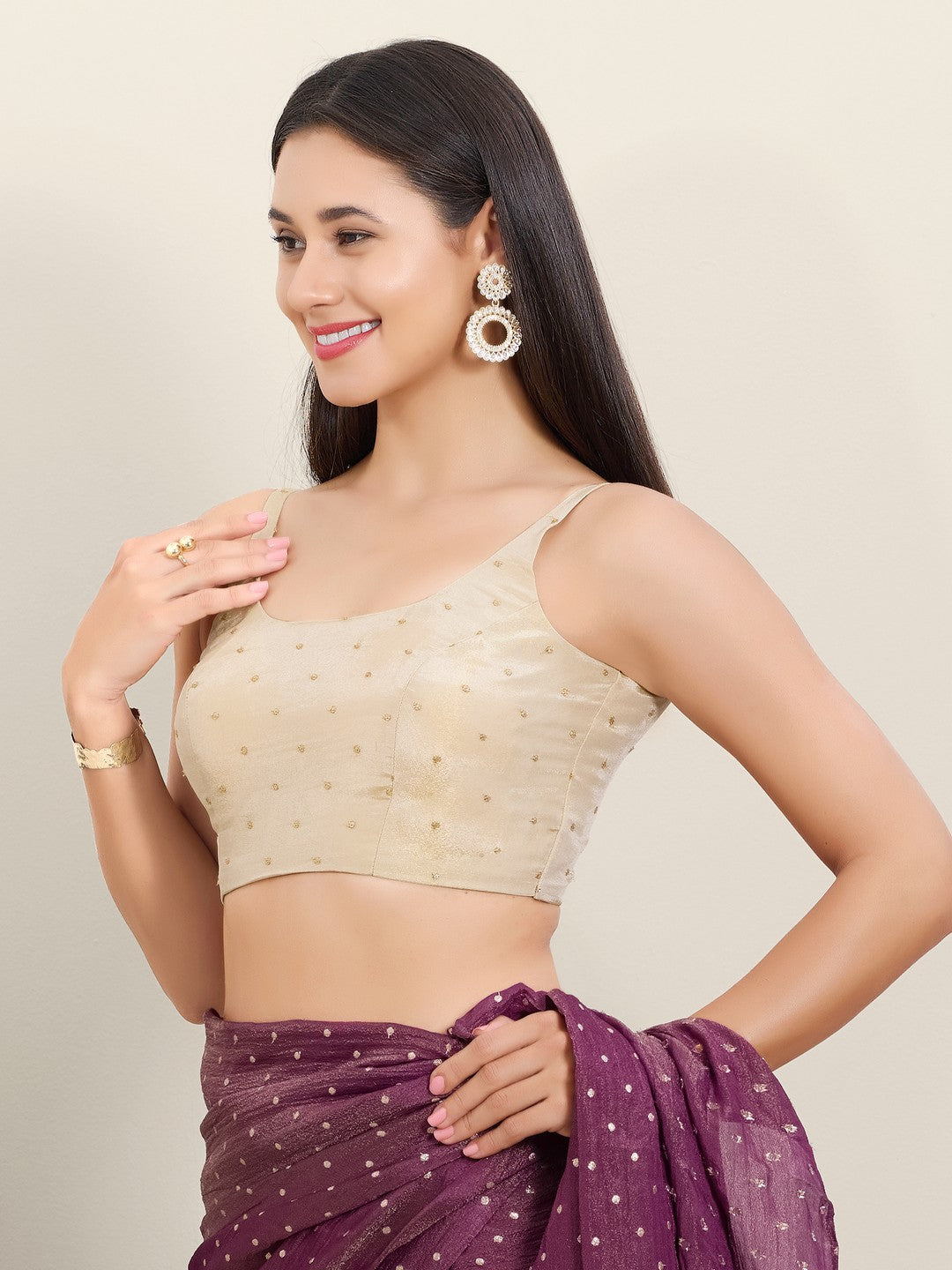Sleeveless Tissue Butti Round Neck Blouse
