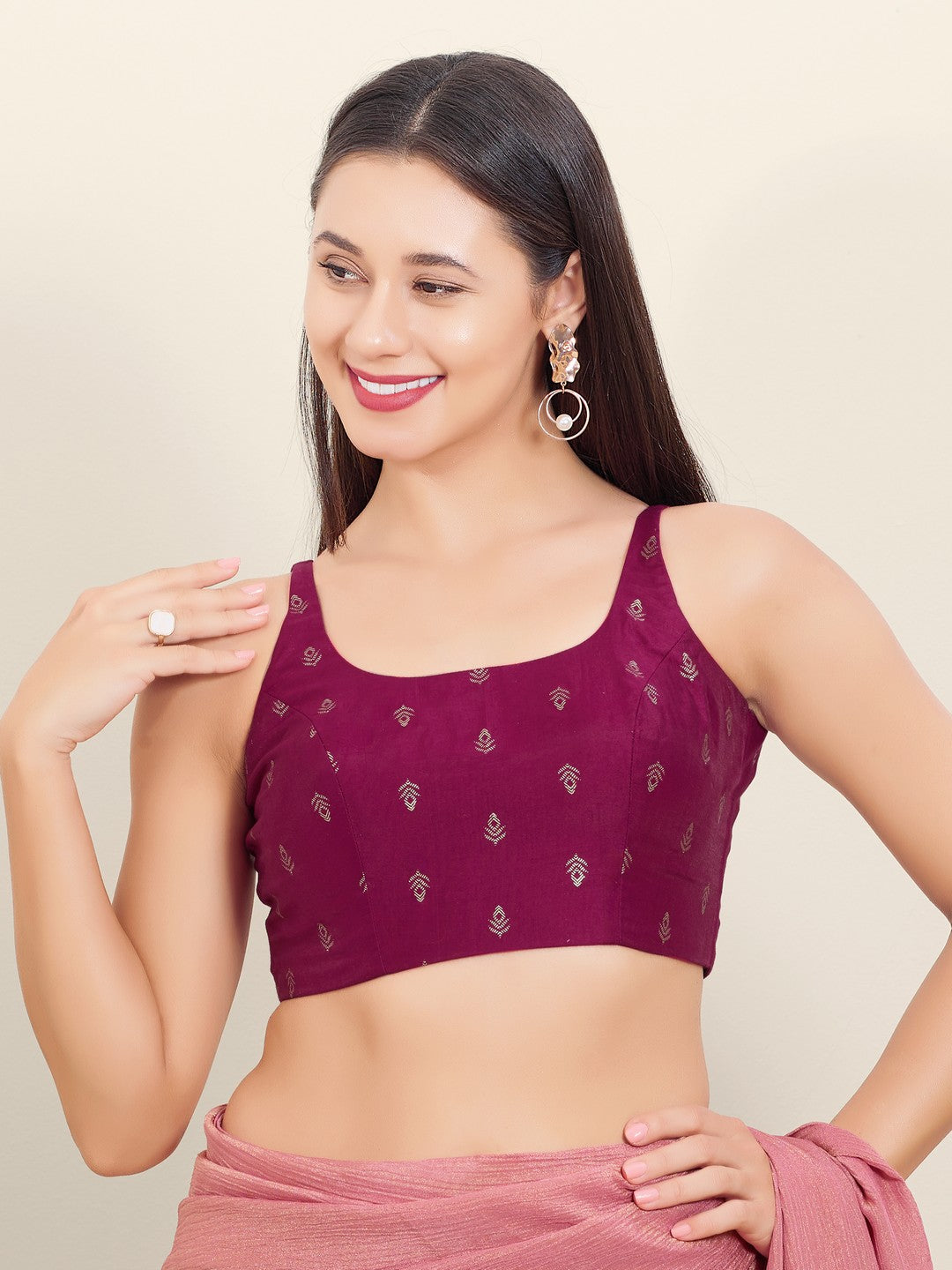 Sleveless Round Butti Blouse