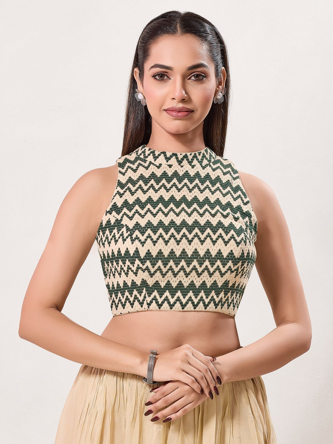 Crocheo Zigzag Collar Blouse