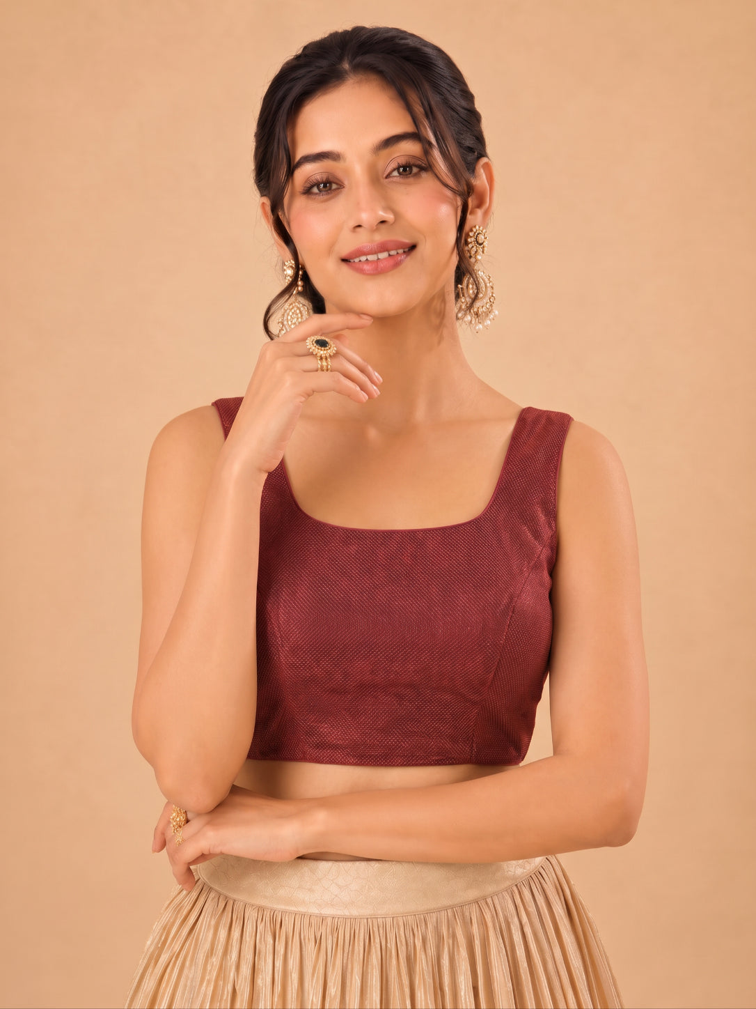 Shimmer Fabric Sleeveless Essential Round Neck Blouse