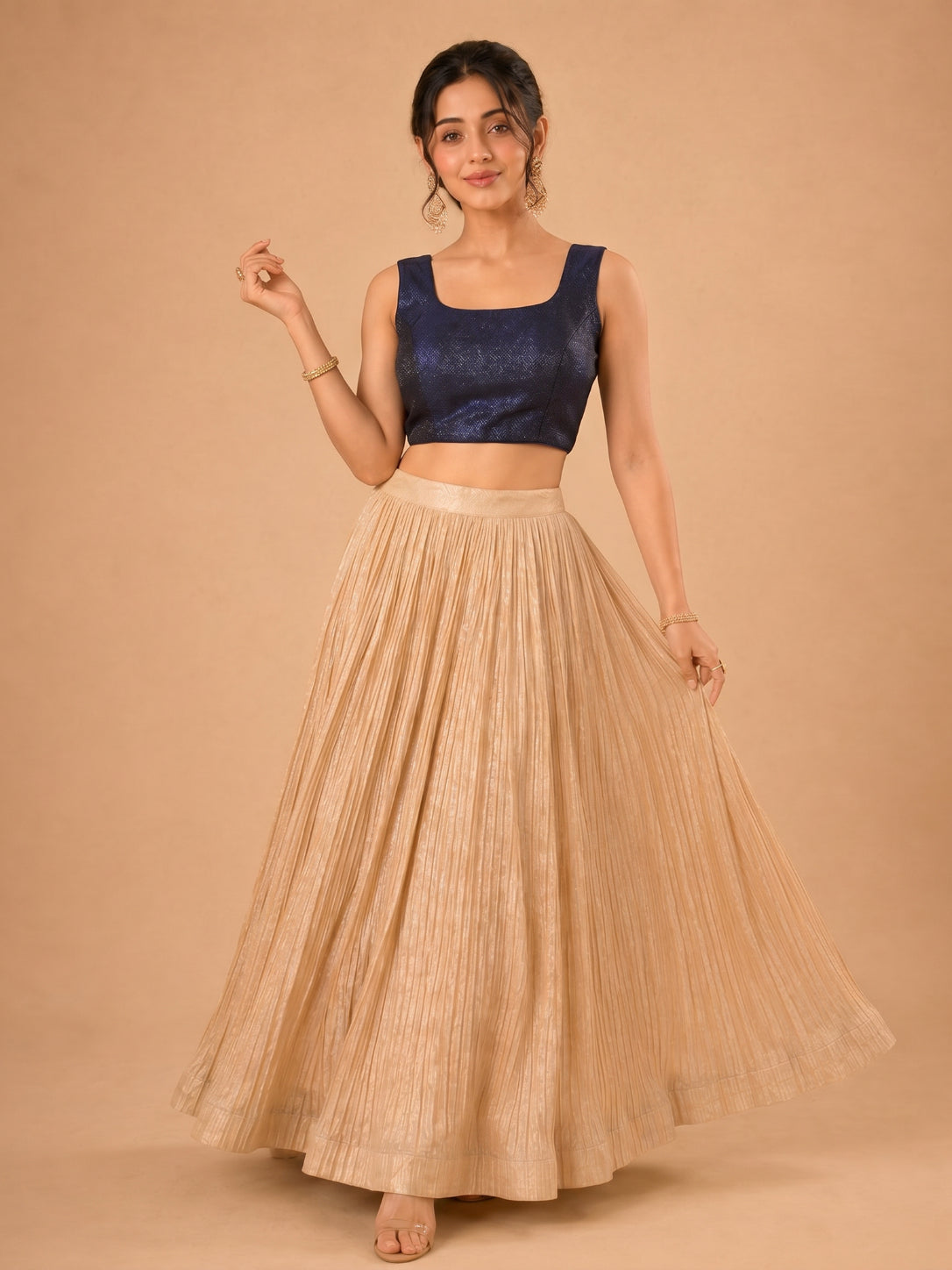Shimmer Fabric Sleeveless Essential Round Neck Blouse