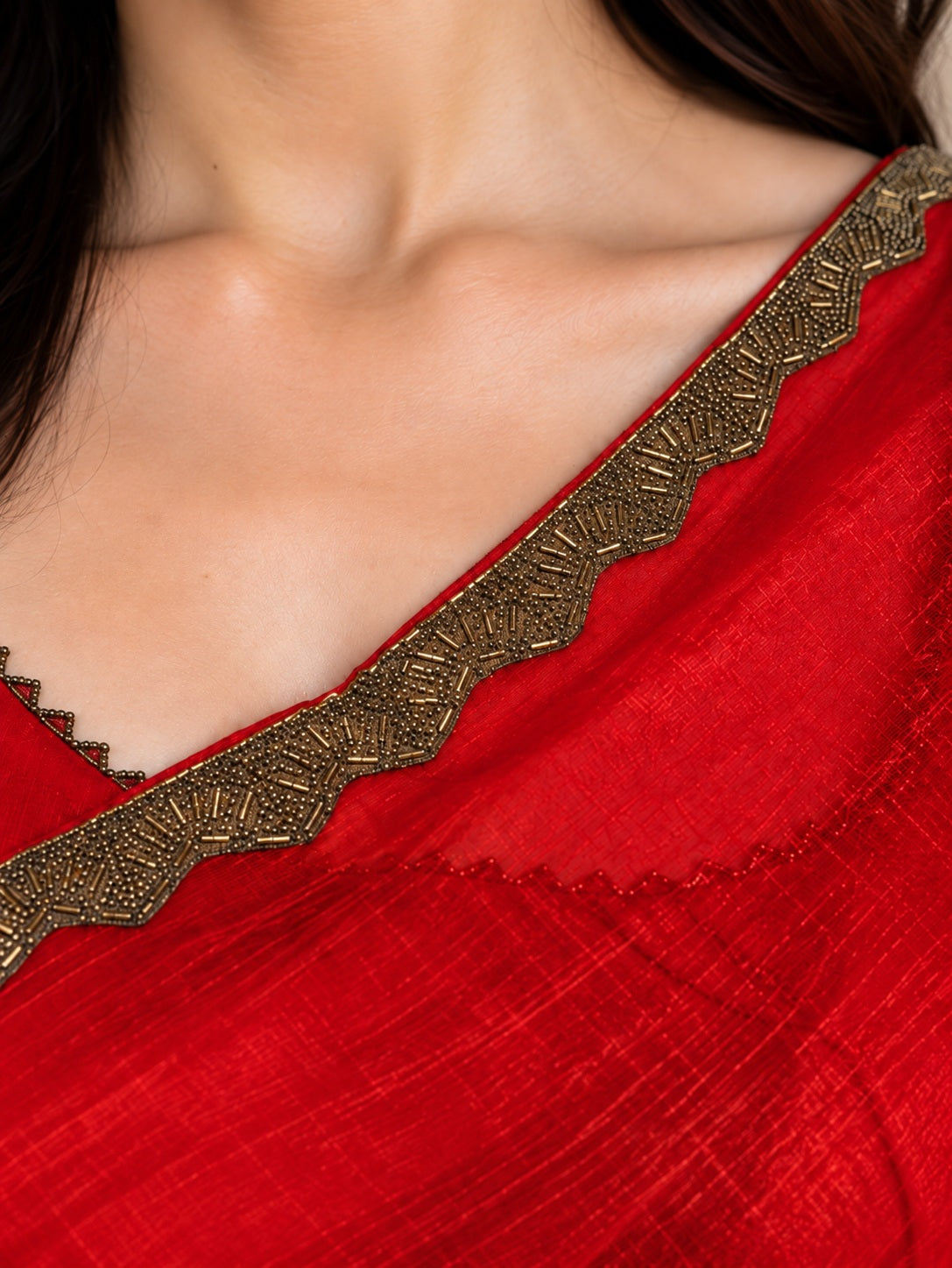 Vervee Couture Women Red Solid Tissue Saree