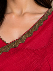 Vervee Couture Women Magenta Solid Tissue Saree
