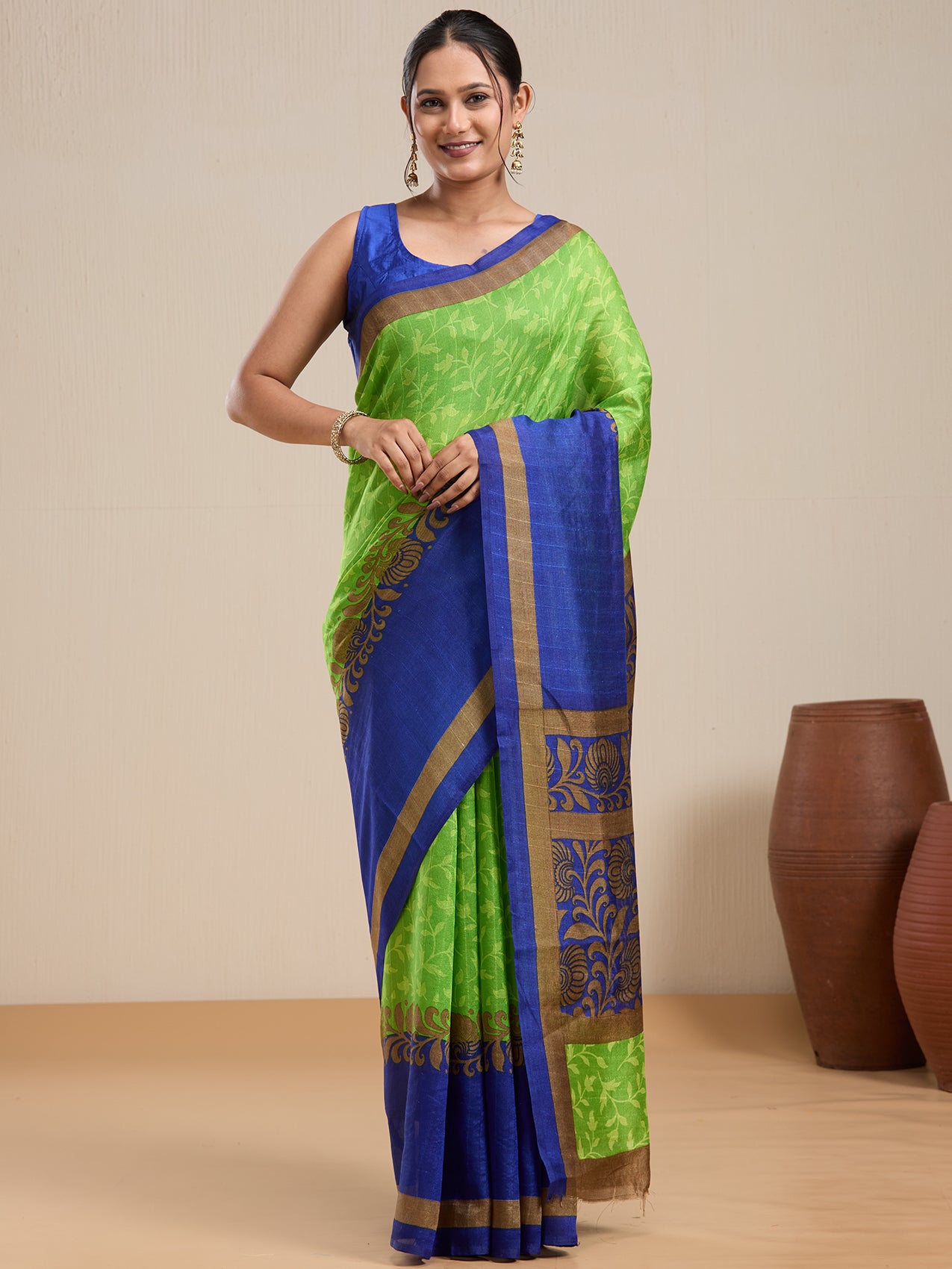Vervee Couture Green Woven Poly Georgette Saree with Semi Stitched Blouse | EKA