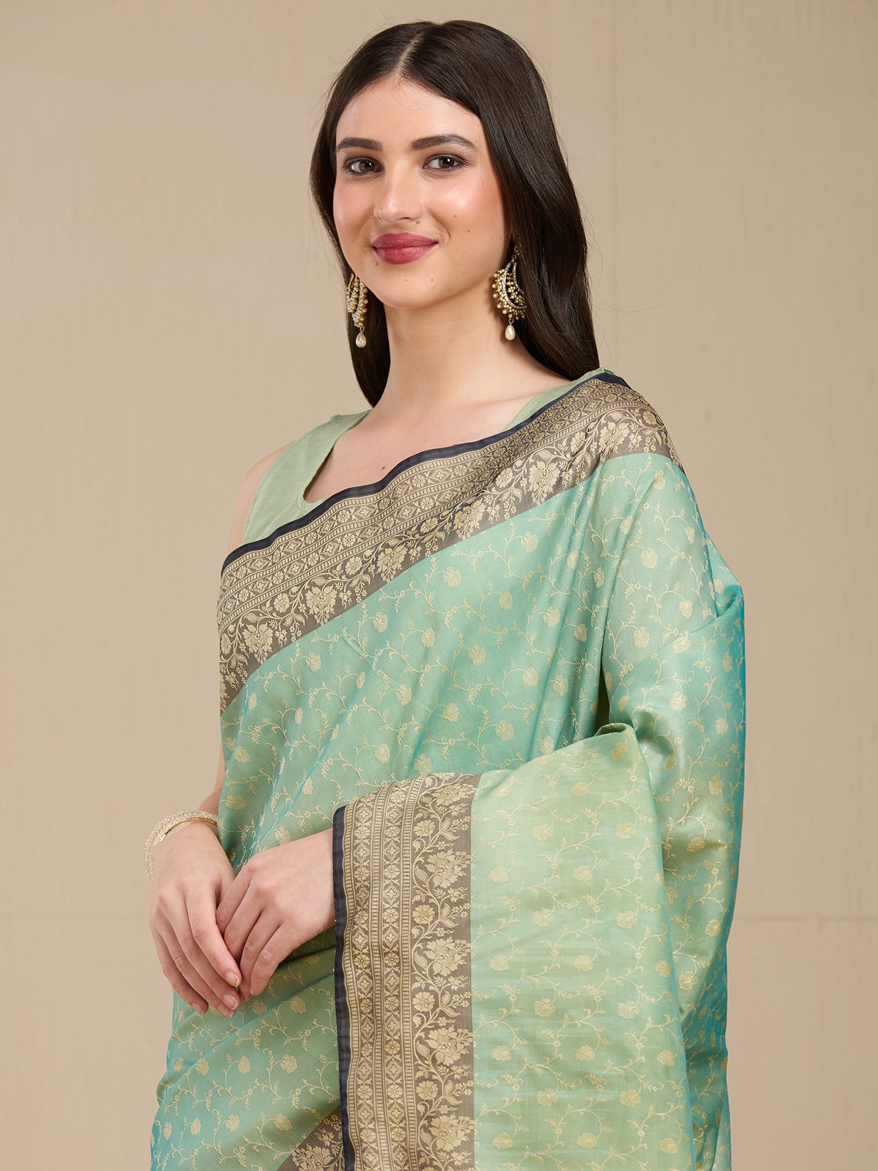 Vervee Couture Green Silk Blend Saree with Zari Border | EKA