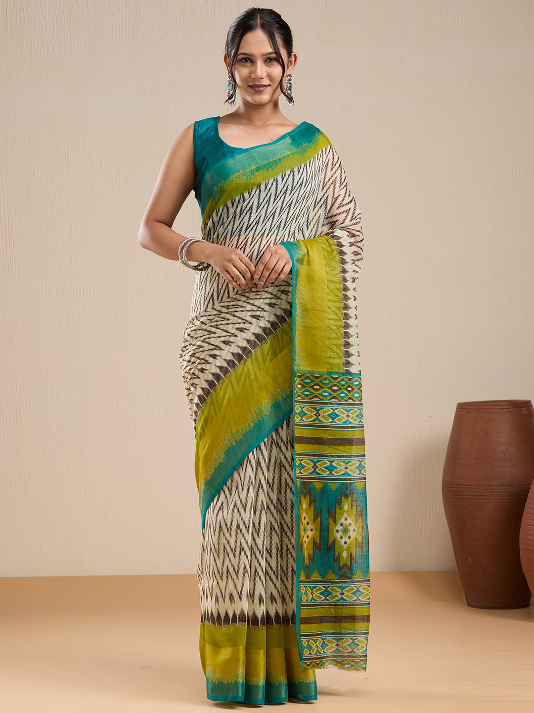 Vervee Couture Cream Silk Blend Saree with Semi Stitched Blouse | EKA