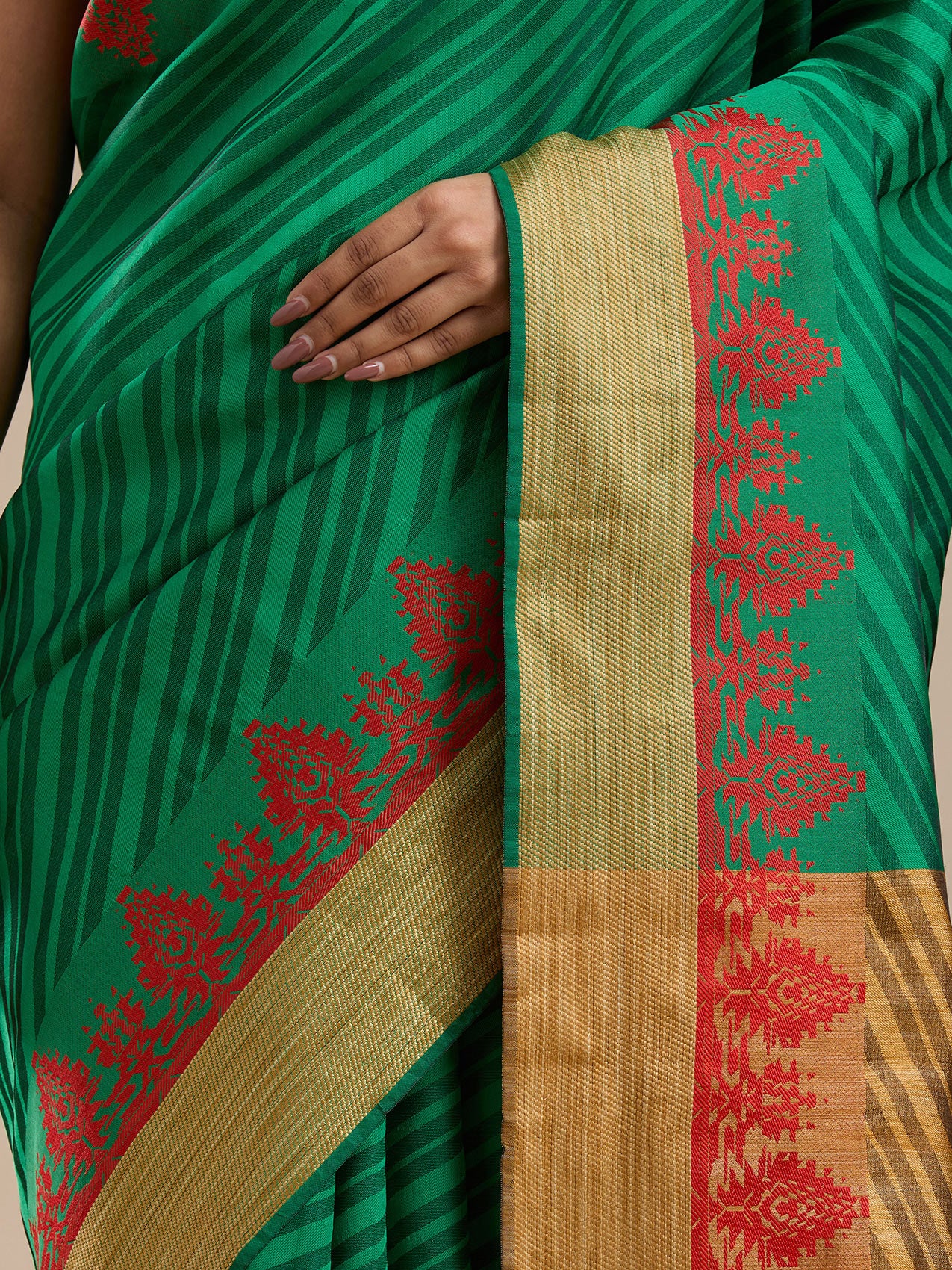 Vervee Couture Green Silk Blend Saree with Semi Stitched Blouse | EKA