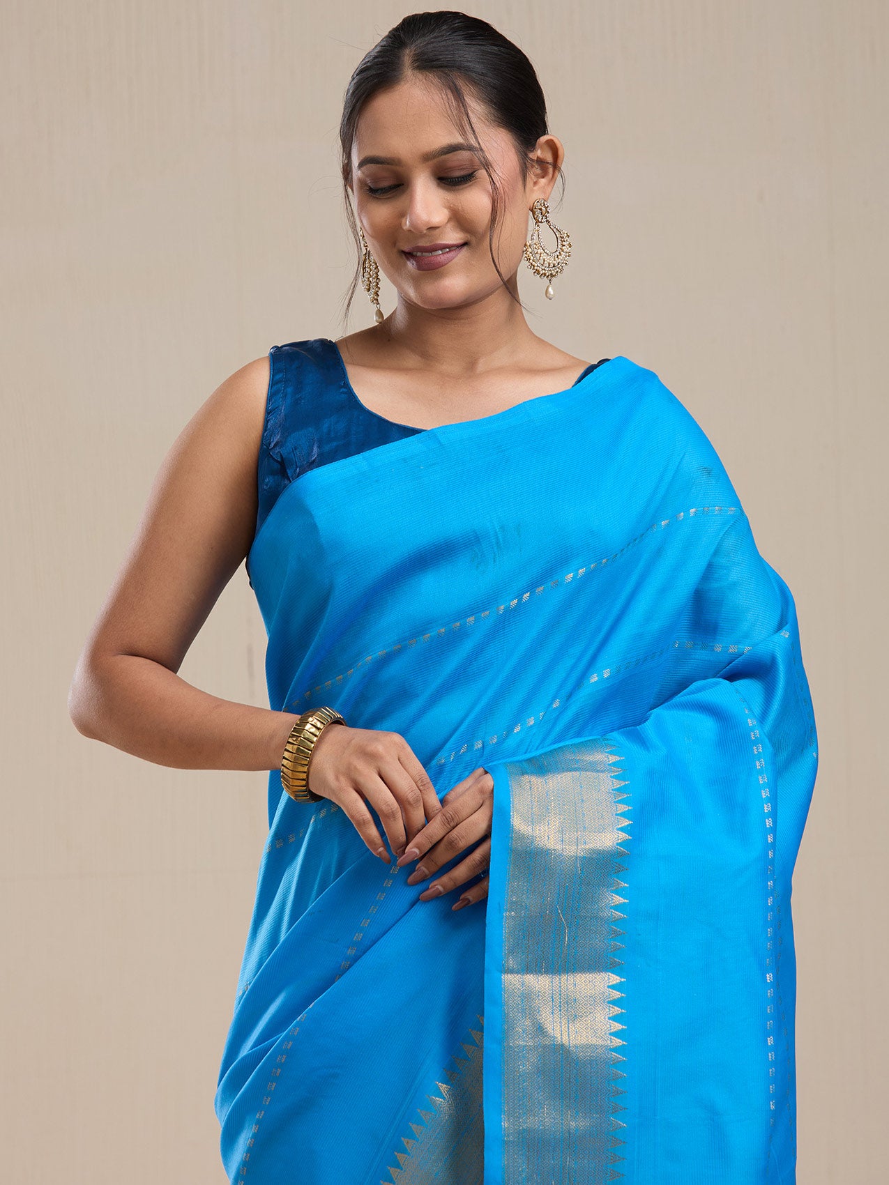 Vervee Couture Blue Silk Blend Saree with Zari Border and Semi Stitched Blouse | EKA