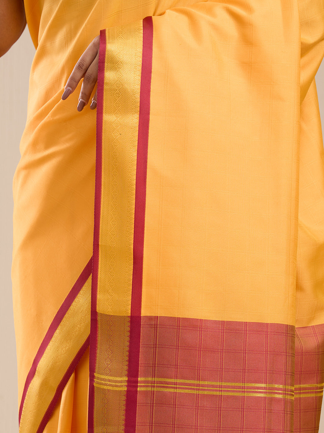Vervee Couture Yellow Silk Blend Saree with Contrast Border and Semi Stitched Blouse | EKA