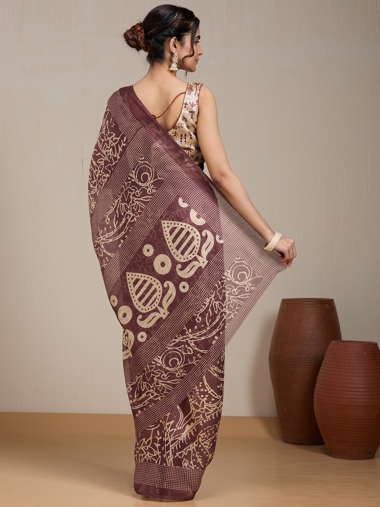 Vervee Couture Brown Silk Blend Saree with Zari Border and Semi Stitched Blouse | EKA