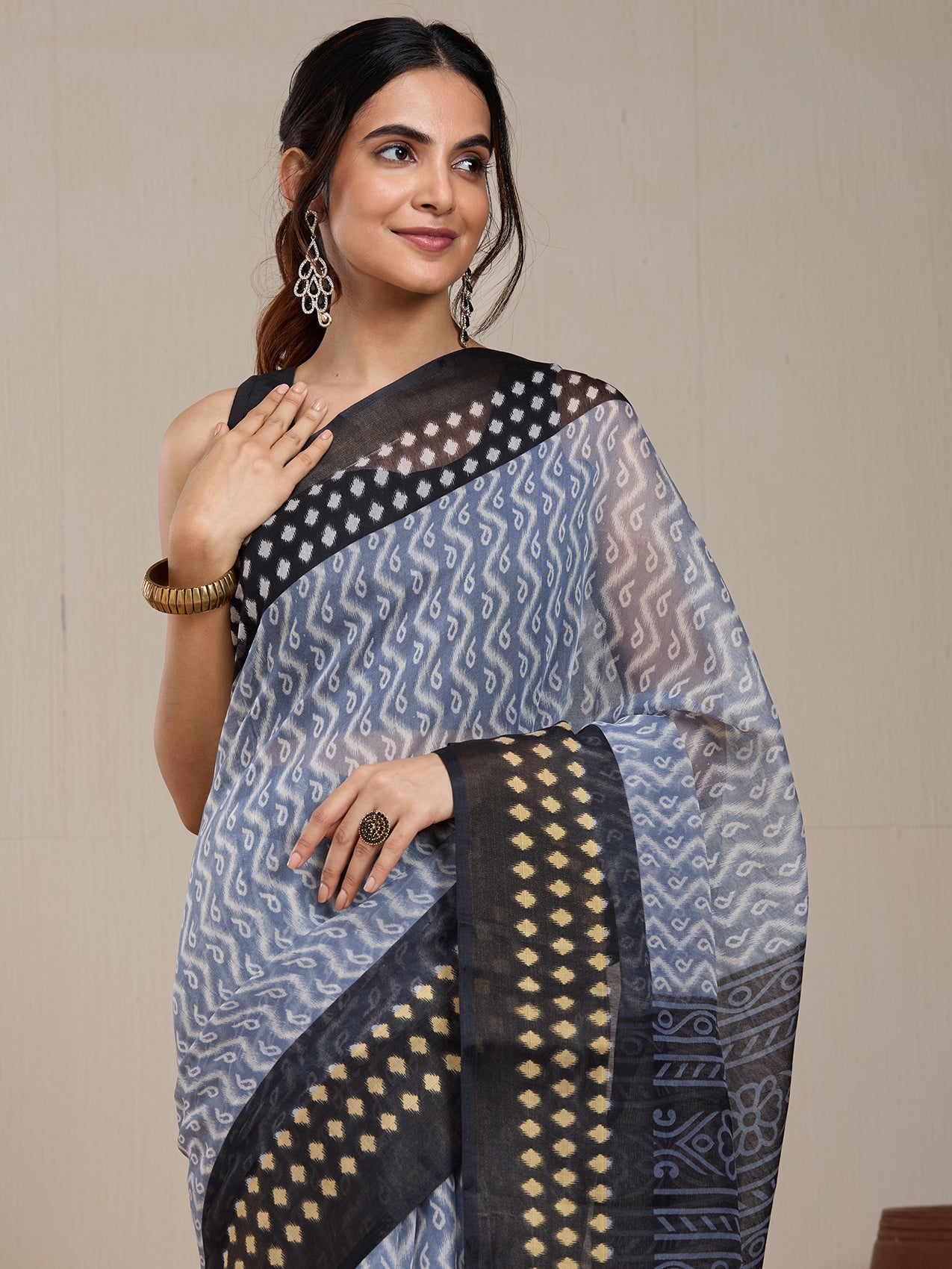 Vervee Couture Grey Black Printed Silk Blend Saree | EKA