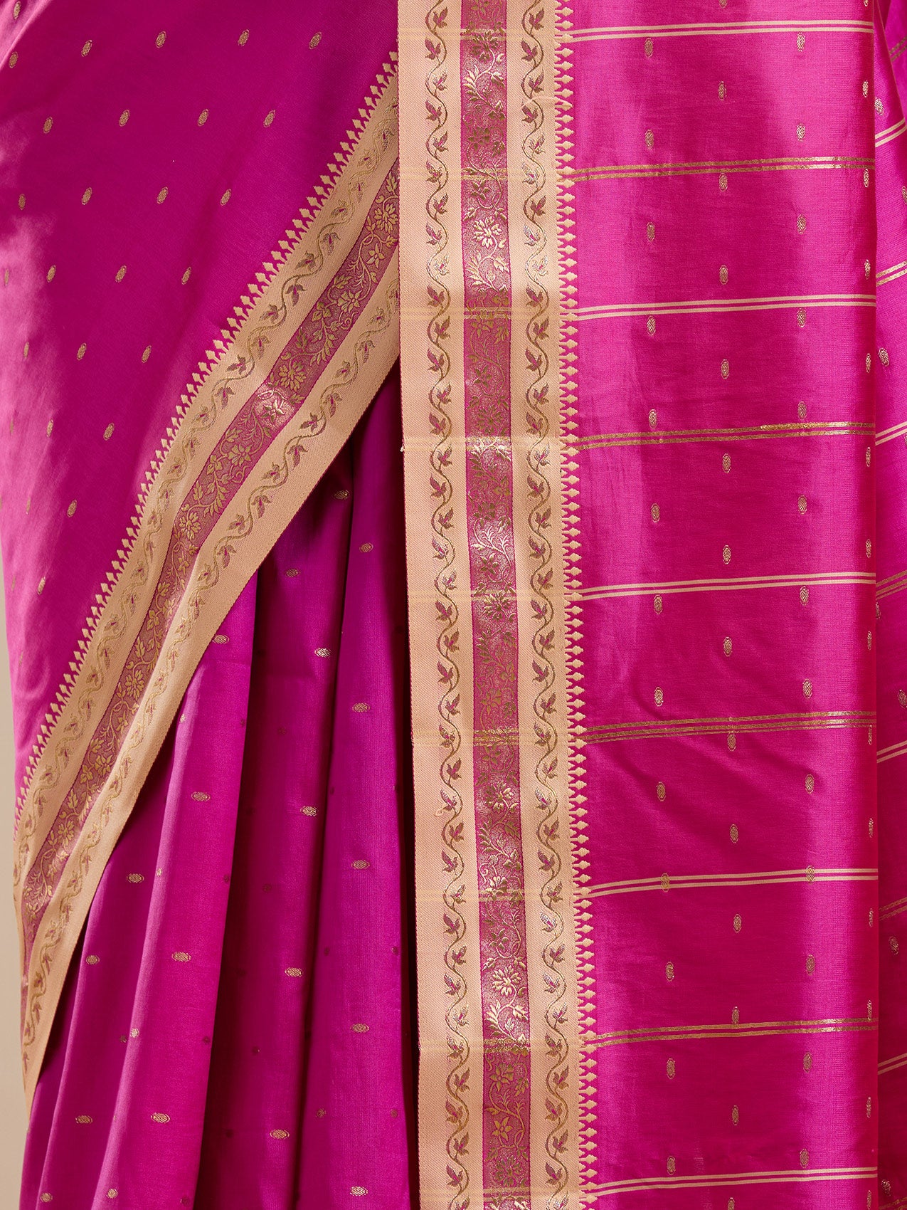 Vervee Couture Pink Silk Blend Saree with Zari Border and Semi Stitched Blouse | EKA
