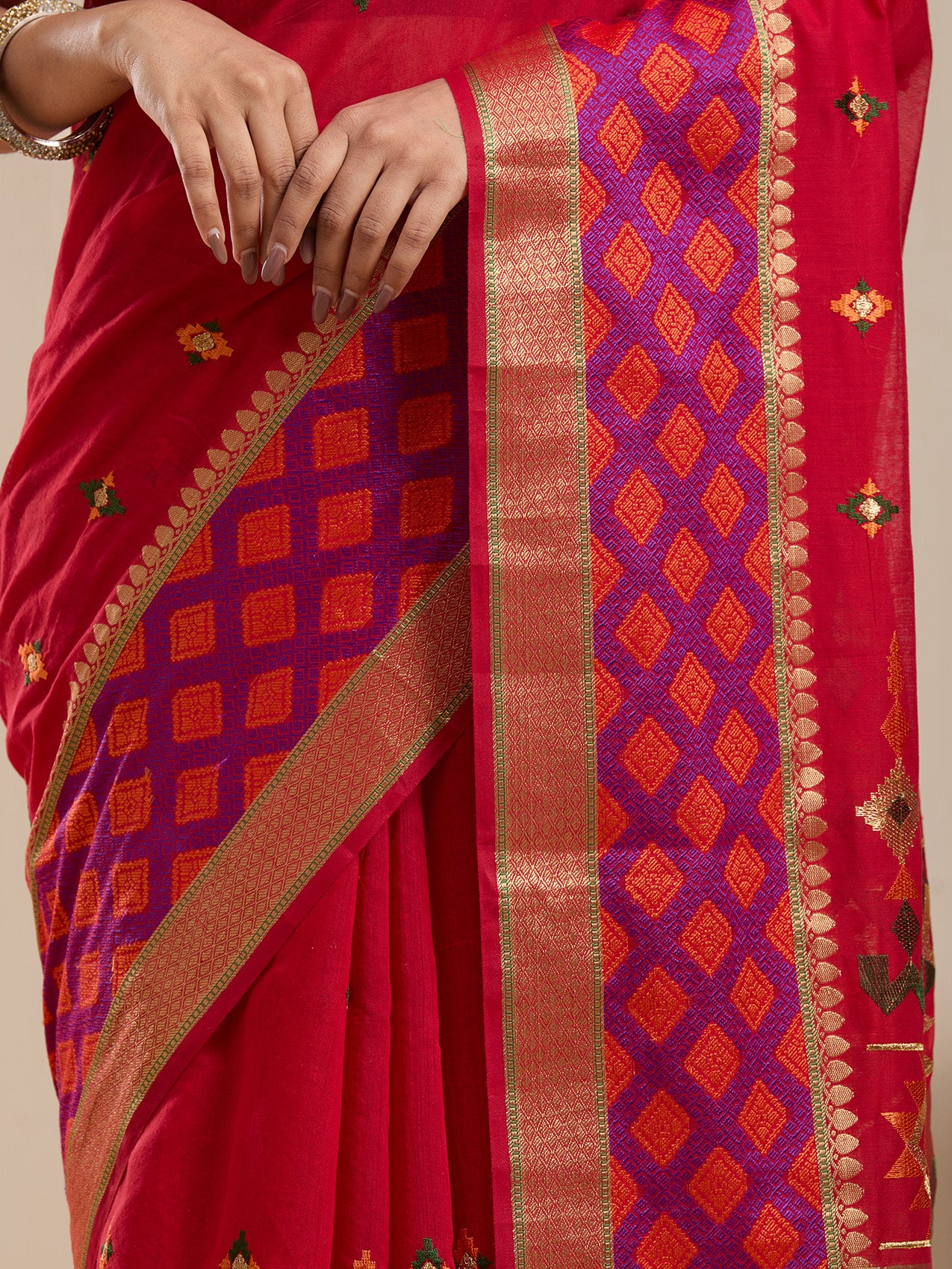 Vervee Couture Red Silk Blend Saree with Zari Border and Semi Stitched Blouse | EKA