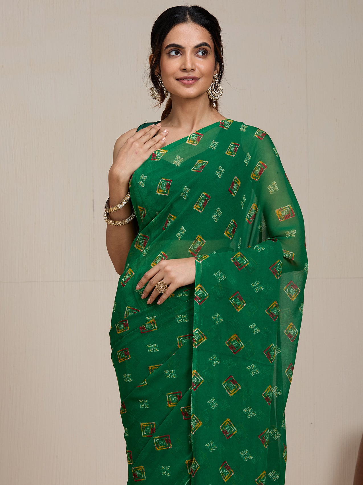 Vervee Couture Green Ethnic Printed Poly Georgette Saree | EKA